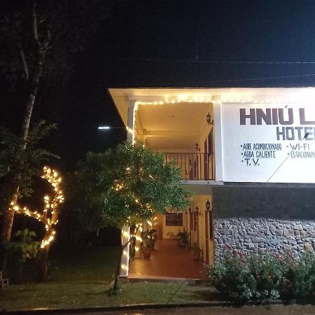 Hniu Li Valle Nacional Esterno foto