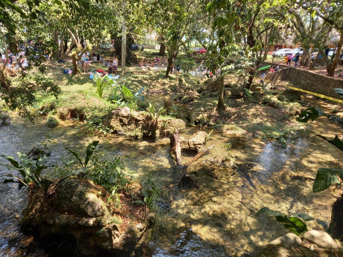 Hniu Li Valle Nacional Esterno foto